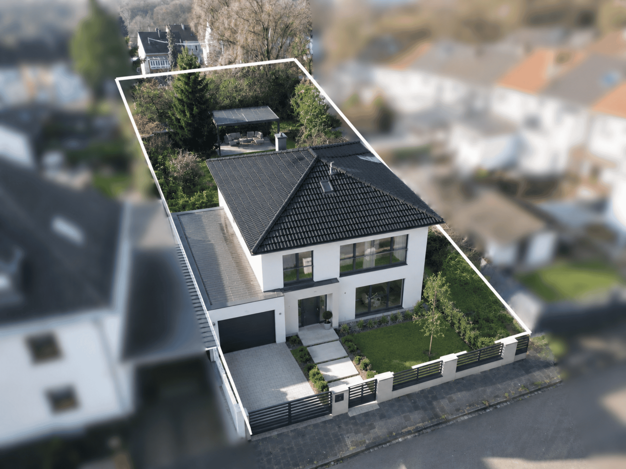 Baugrundstück mit Entwicklungspotenzial in Saarlouis-Roden